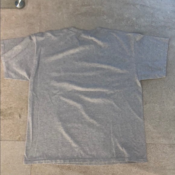 Rare 100% authentic Royal 👑 District t-shirt - L - Picture 4 of 4